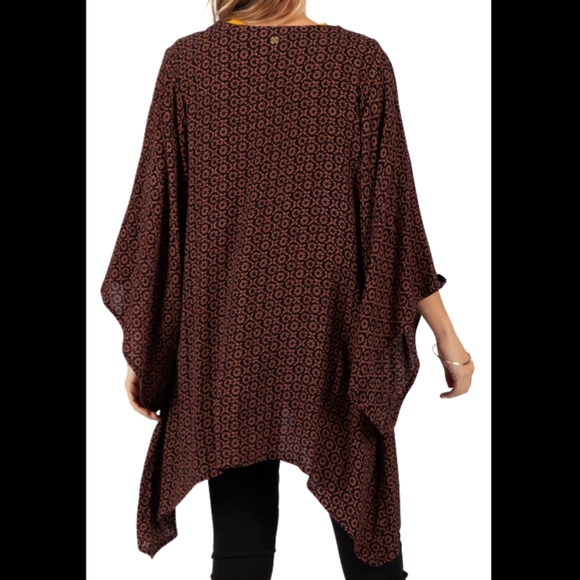BNWT RIP CURL Kimono cover up - Picture 2 of 2